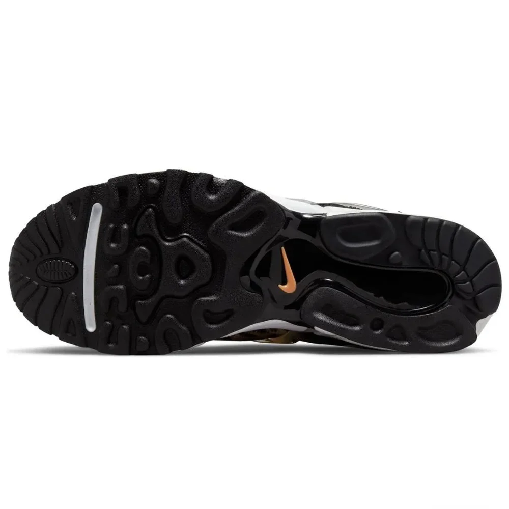 NIKE AIR KUKINI SE Men Kumquat Sneakers - Picture 12 of 13